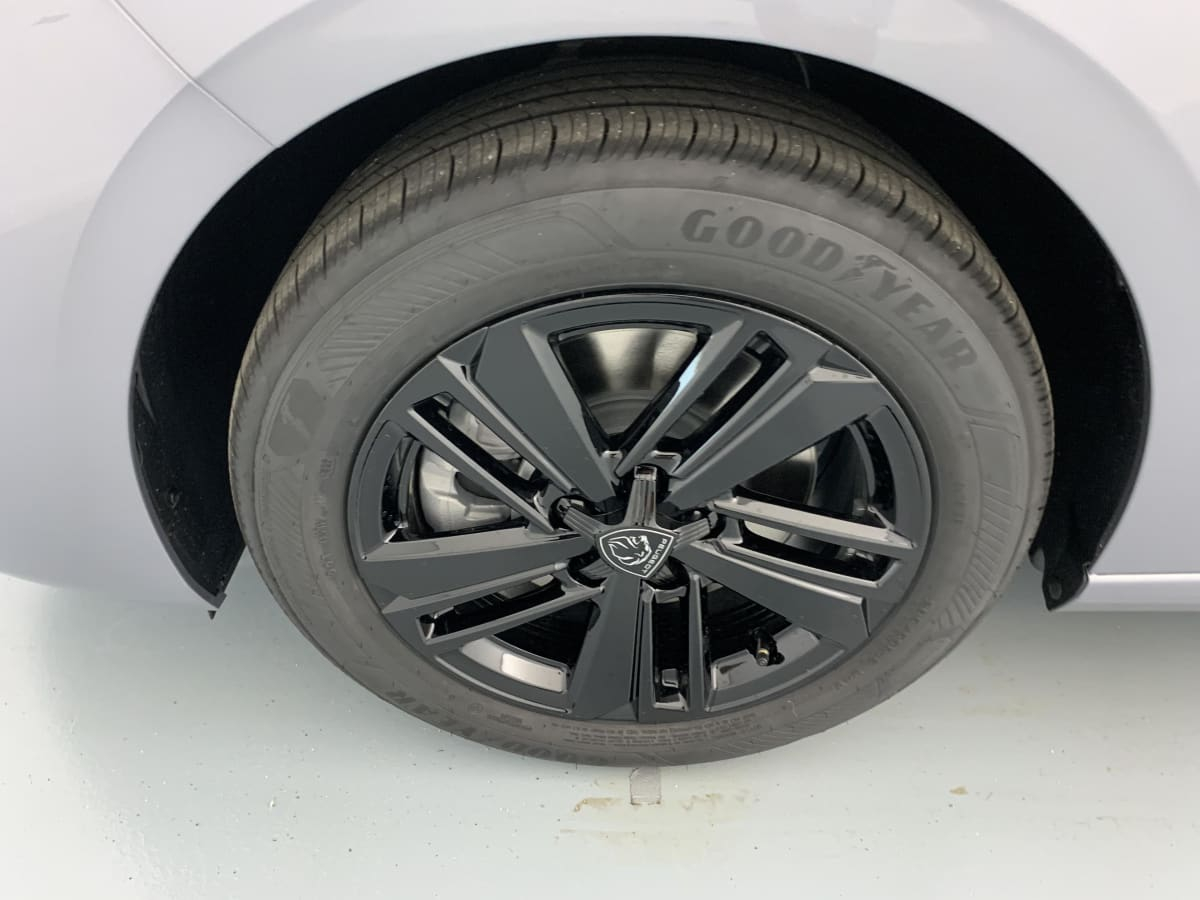 Peugeot 308 — photo 21