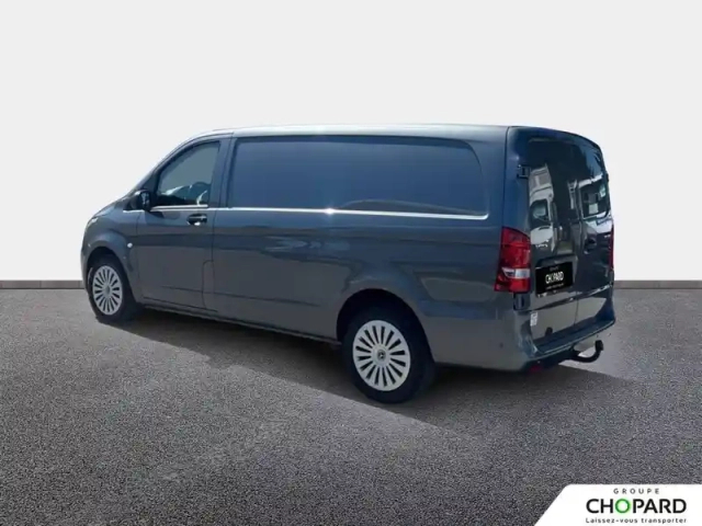 Mercedes Vito fourgon 119 cdi long bva rwd — photo 7