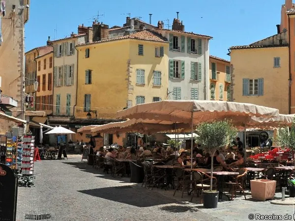 Brasserie 137 m² HYERES