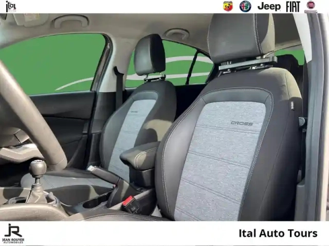 Fiat Tipo cross 1.6 jtd 130ch s/s plus/cross plus my22 — photo 9