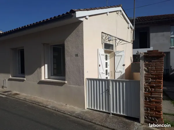 Location petite maison de village