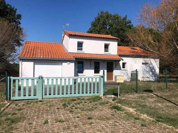 Maison de plain-pied 4 pièces 111 m²
