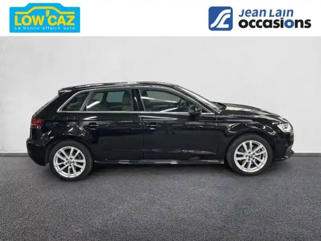 Audi A3 sportback 40 e-tron 204 s tronic 6 — photo 4
