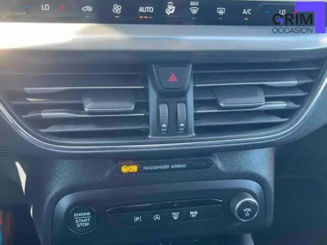 Ford Focus 1.5 ecoblue 115 powershift — photo 9