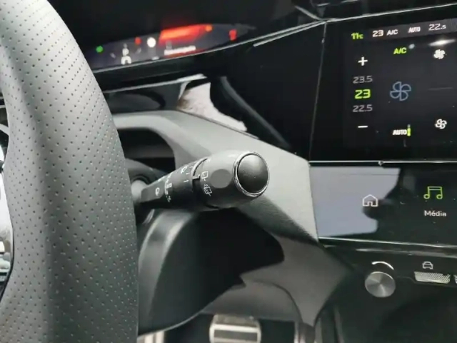 Peugeot 308 bluehdi 130ch s&amp;s eat8 gt — photo 18
