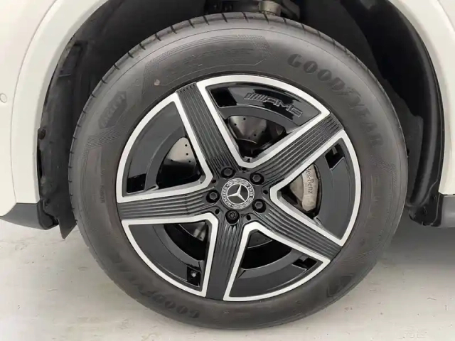 Mercedes Glc 400 e 9g-tronic 4matic — photo 18