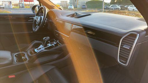Porsche Cayenne 3.0 V6 e-Hybrid AWD 462 - N/A – 2020 – 177000 km – Hybride essence – Boîte Automatique — photo 41