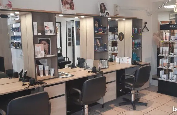 Salon de coiffure à vendre - Belle clientèle et potentiel de développement