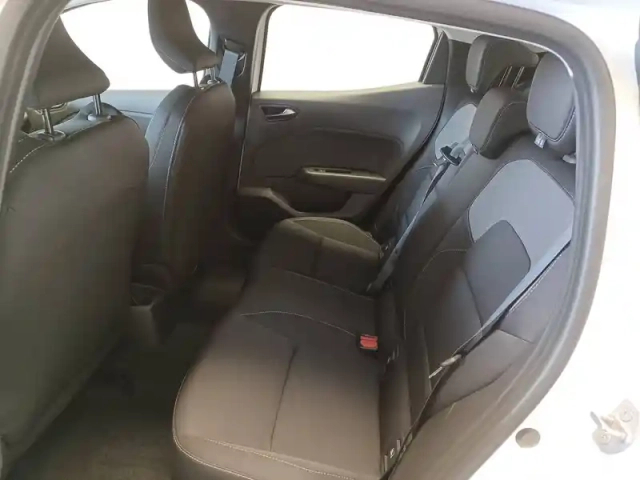 Renault Clio blue dci 100 ch gsr2 — photo 27
