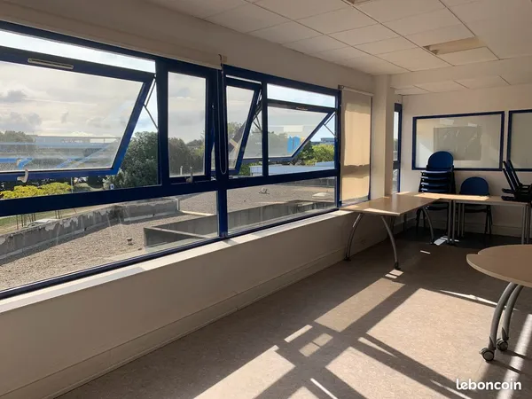 Vente - Bureau de 75m2 - Les Minimes - Parking gratuit