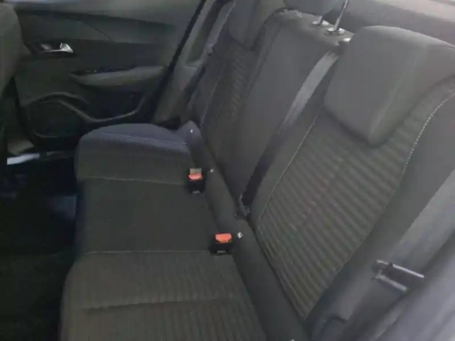 Peugeot 2008 puretech 130 s&amp;s eat8 — photo 33