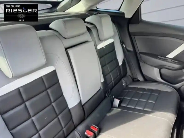 Citroën C4 e- 156 ch autonomie étendue — photo 12