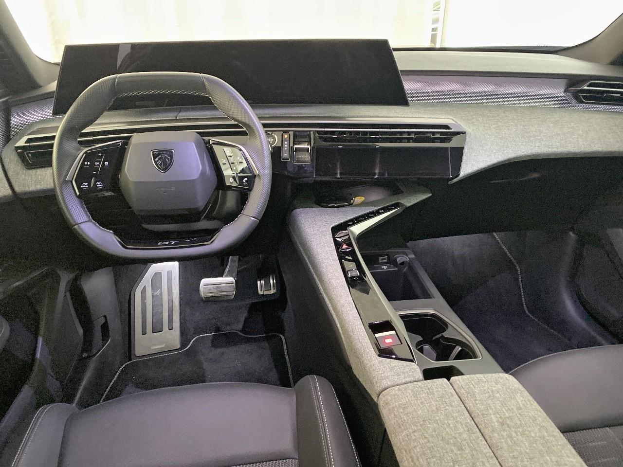 Peugeot 3008 hybrid 145 e-dcs6 gt — photo 8