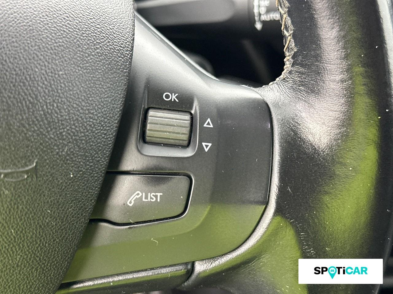 Peugeot 2008 1.2 puretech 110ch e6.c allure s&s eat6 — photo 17