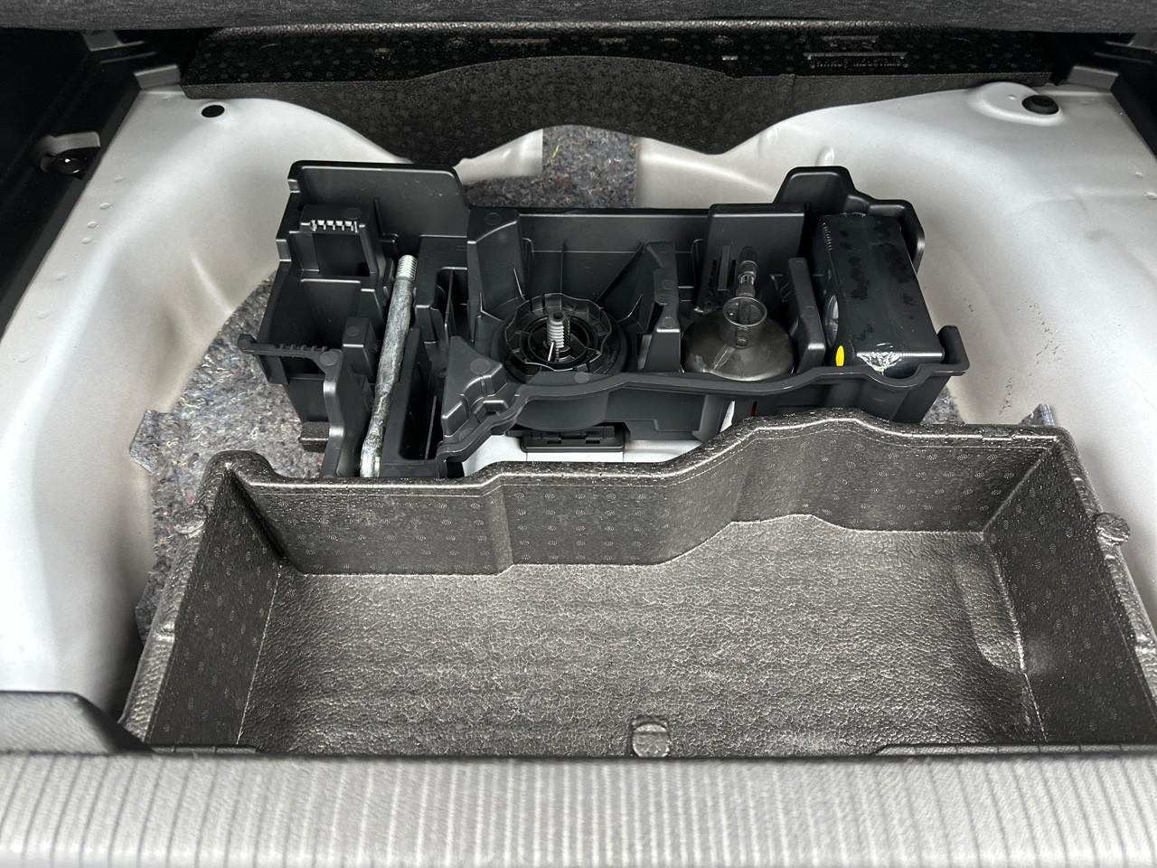 Peugeot 2008 puretech 100 s&s bvm6 style — photo 36
