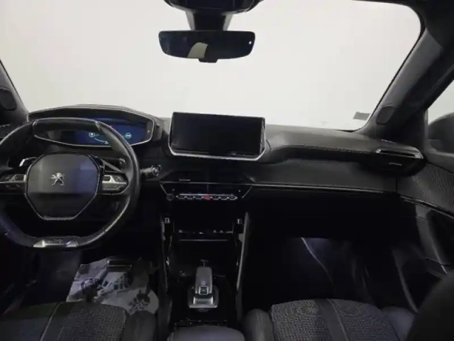 Peugeot 2008 1.2 puretech 130ch s&amp;s gt eat8 — photo 12
