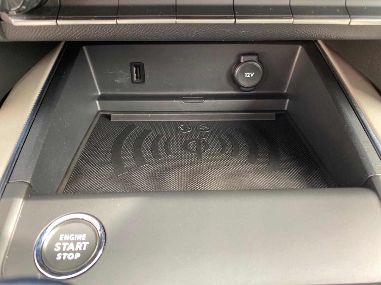 Citroën C5 Aircross hybrid 225ch shine pack e-eat8 — photo 14