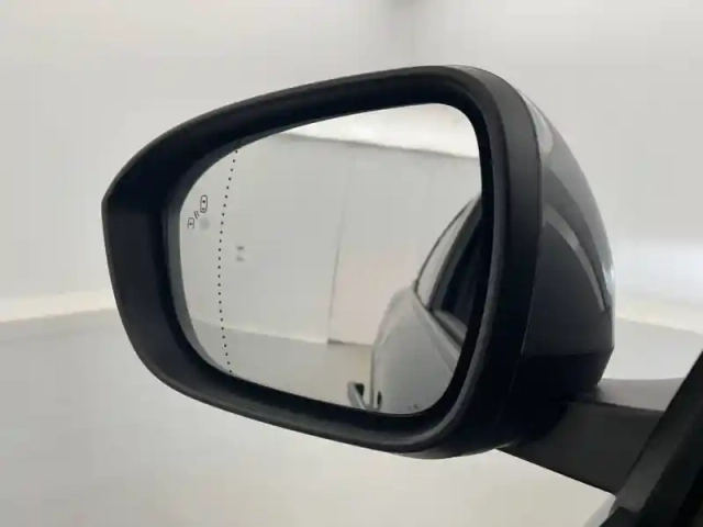 Renault Megane e-tech ev60 220 ch super charge — photo 39
