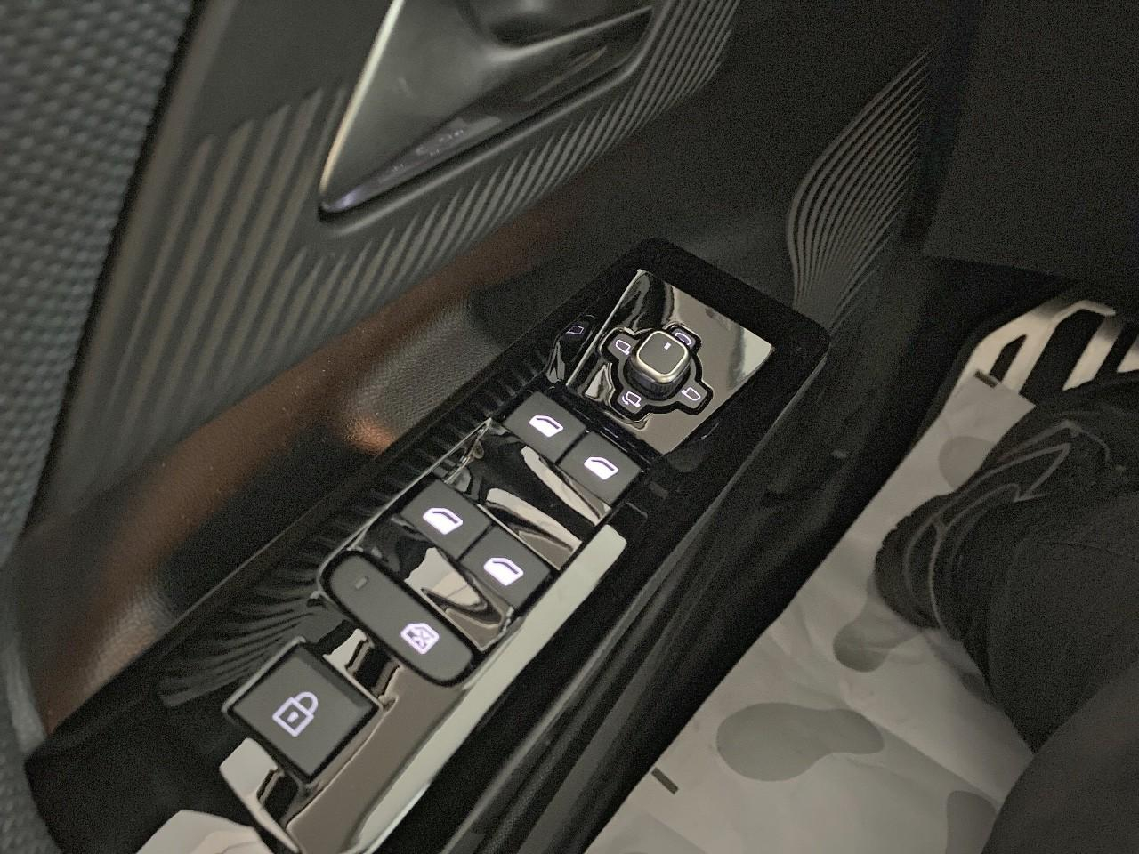 Citroën C5 Aircross hybride 145 ch e-dcs6 max — photo 20