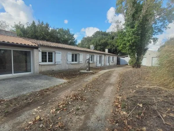 Maison 1 pièce 153 m²