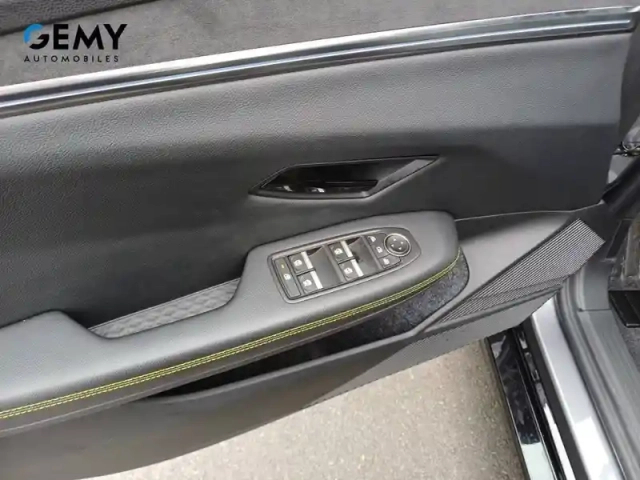 Renault Megane e-tech ev60 220 ch super charge — photo 14