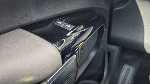Citroen C4 Cactus 1.2 PureTech 110 - Live – 2019 – 109573 km – Essence – Boîte Manuelle — photo 8