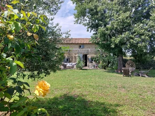 Propriété 8 pièces 220 m²
