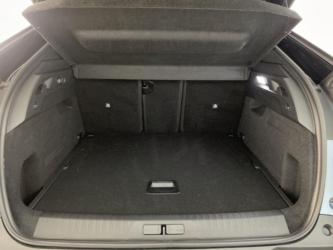 Peugeot 3008 hybrid 145 e-dcs6 gt — photo 6