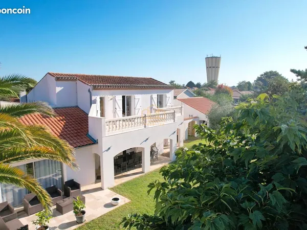 Propriété 6 pièces 208 m²