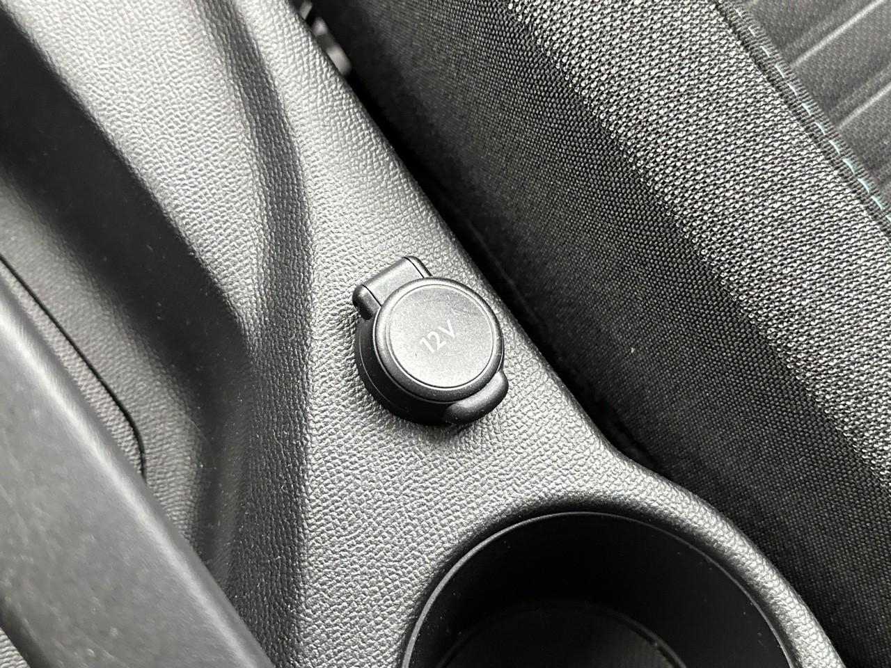 Peugeot 208 puretech 75 s&s bvm5 style — photo 29