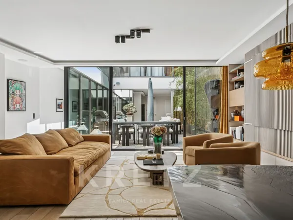 Duplex d'exception proche de la rue du Louvre