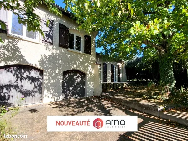 Maison individuelle T5 105m2 - Sous sol 60m2