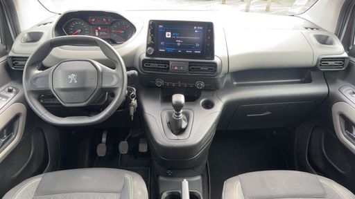 Peugeot Rifter 1.2 PureTech 110 - Active Pack – 2019 – 69011 km – Essence – Boîte Manuelle — photo 29
