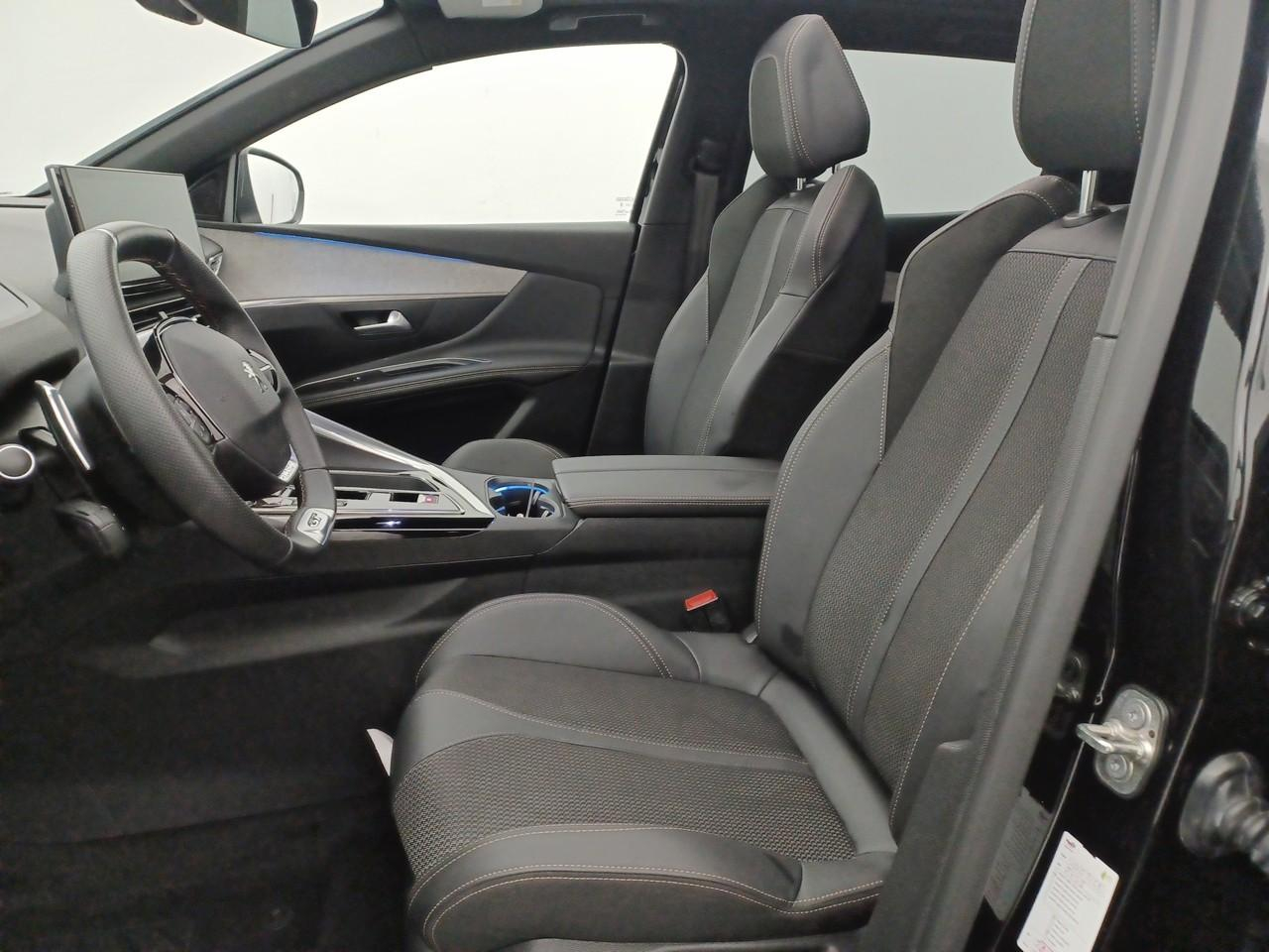 Peugeot 3008 hybrid 225 e-eat8 gt — photo 9