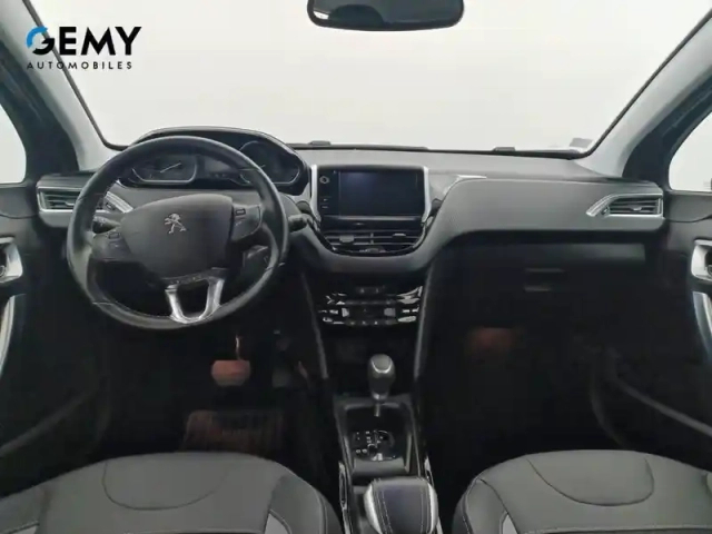 Peugeot 2008 puretech 110ch s&amp;s eat6 — photo 29