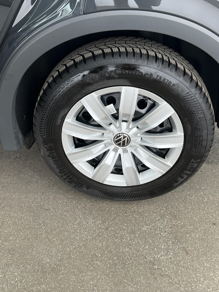 Volkswagen Tiguan — photo 51