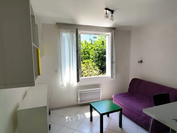 Appartement meublé T2 une chambre jardin parking Nantes
