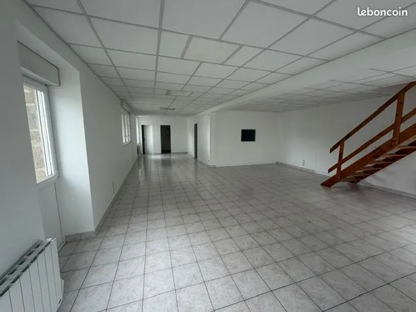 Location local commercial ou artisanal