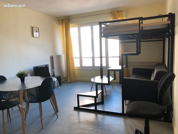 Location grand studio