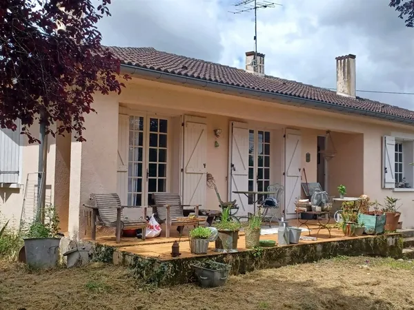 Maison traditionnelle Be de 115m2 habitable de plain pied sur 1476 m2