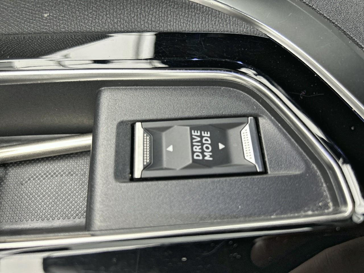 Peugeot 3008 bluehdi 130ch s&s eat8 allure pack — photo 18
