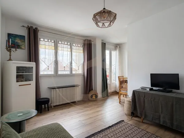Superbe T1 rénové avec balcon