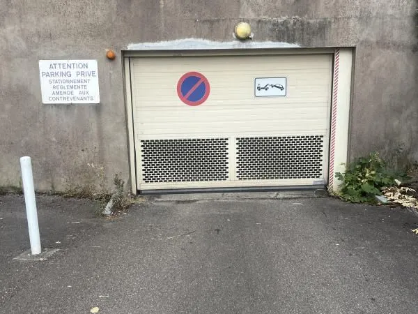 Parking 10 m² Vesoul