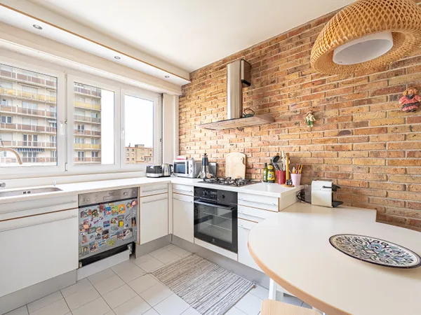 Appartement 8 pièces 197 m²