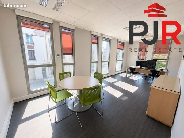 Bureaux 101 m² Maxéville