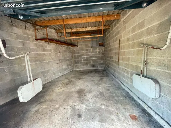 Location box/garage proche hopital