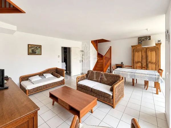 Maison 4 pièces 143 m²