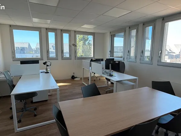 À louer - Bureaux professionnels à Saint-Malo (18 avenue Jean Jaurès)