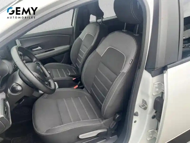 Dacia Jogger eco-g 100 7 places — photo 32
