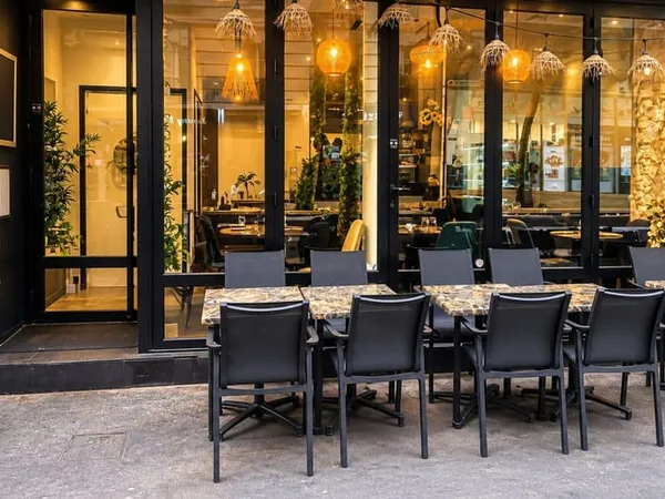 Local commercial 80 m²